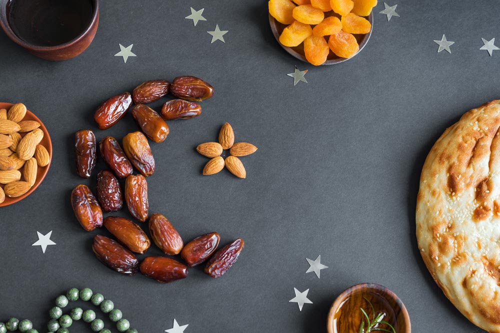 image of nuts, dates and dried fruits