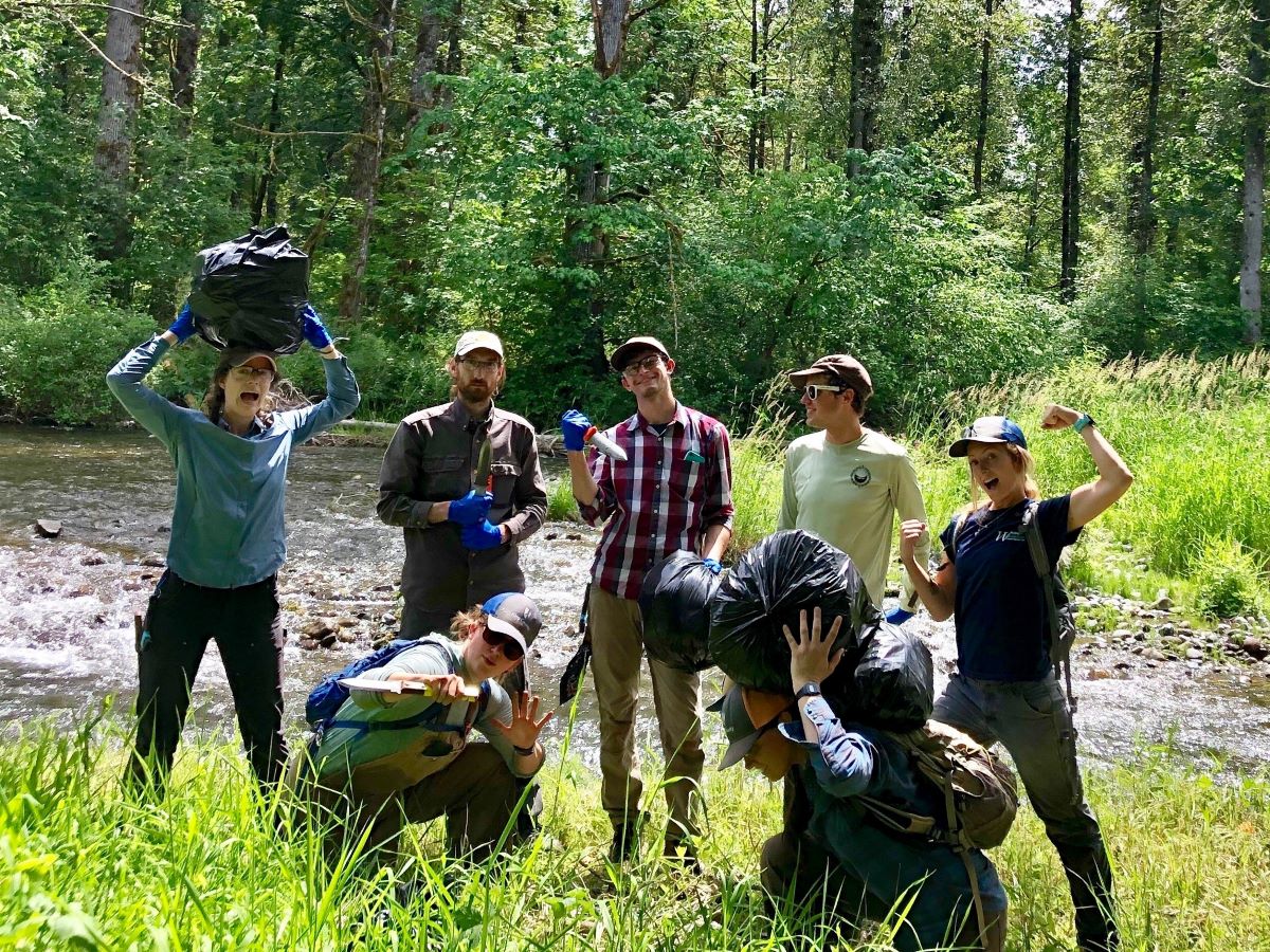 group-photo-riparian-team-after-successful-garlic-mustard-removal-sm