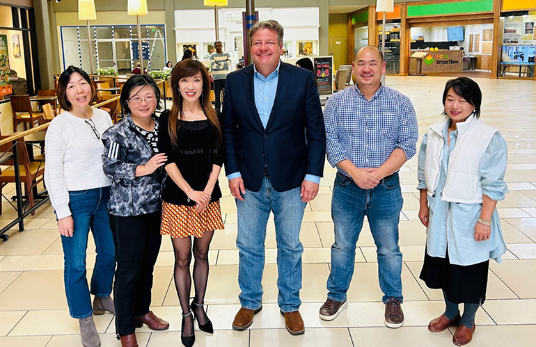 Group photo with Dunn