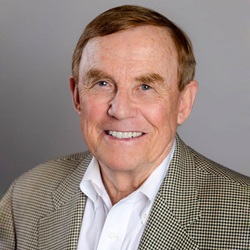 Portrait of Councilmember Pete von Reichbauer