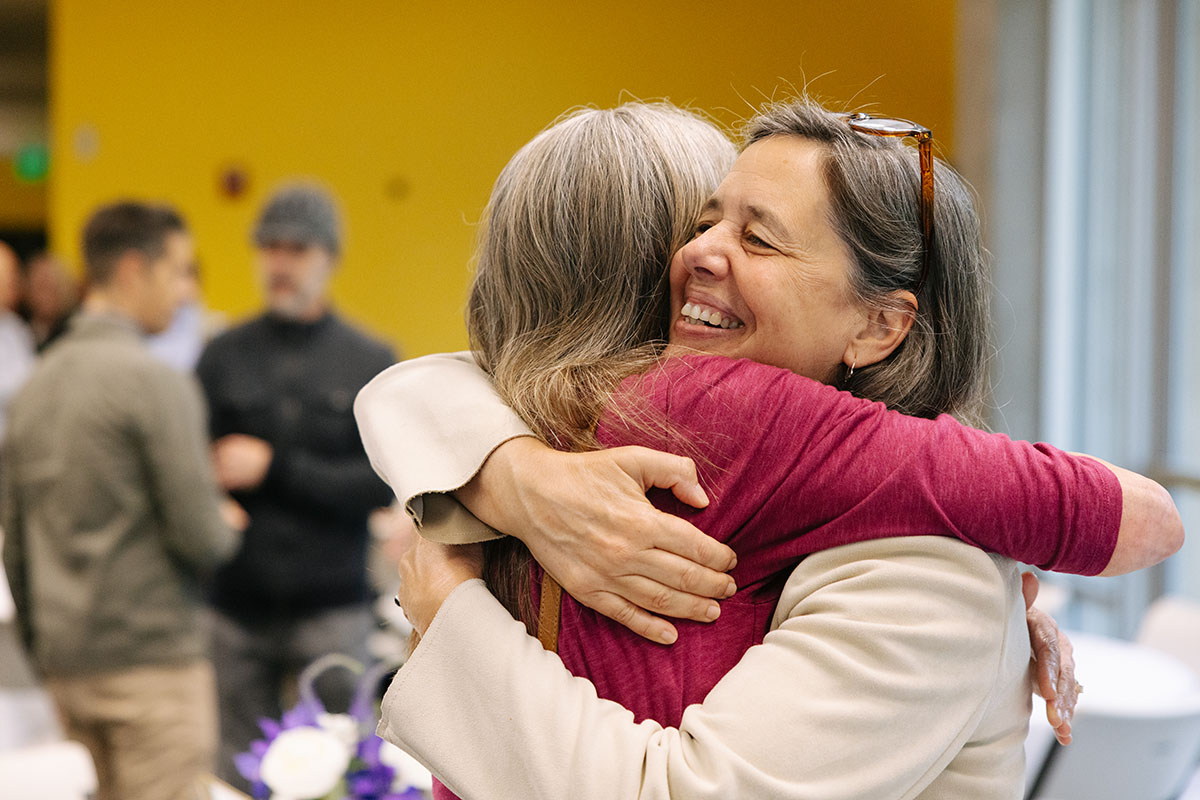 Hugs at the Green Globe Awards