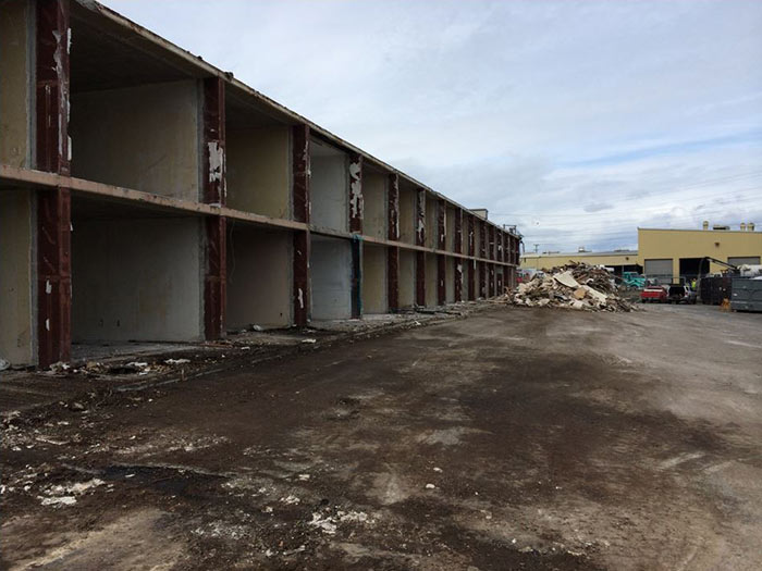 Demolition of hotel building (March 24, 2016 then March 28, 2016)