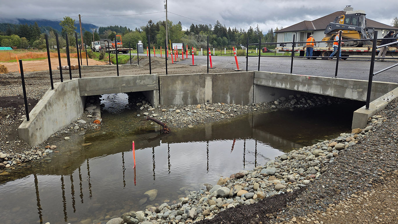 Salmon-friendly box culverts at a stream confluence in the Enumclaw area