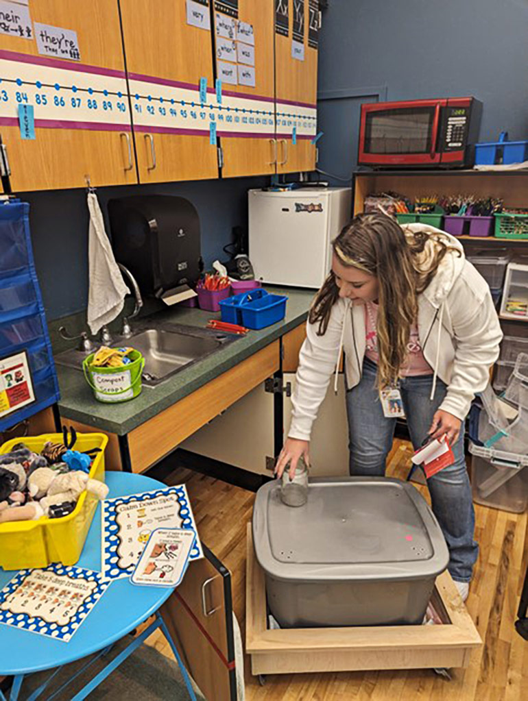 Carnation students build a composting worm bin