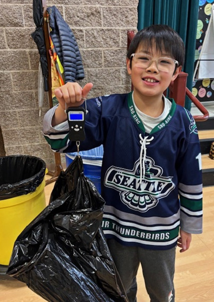 Students at Cascade Ridge Elementary in Issaquah weighed their lunch trash regularly