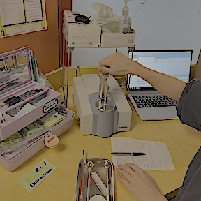 Drug checking at the University of Washington