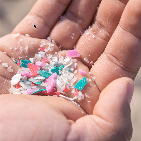 I handful of plastic materials