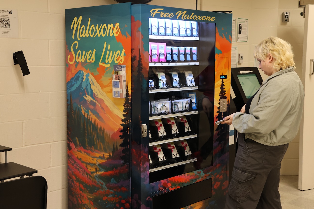 Accessing a naloxone vending machine