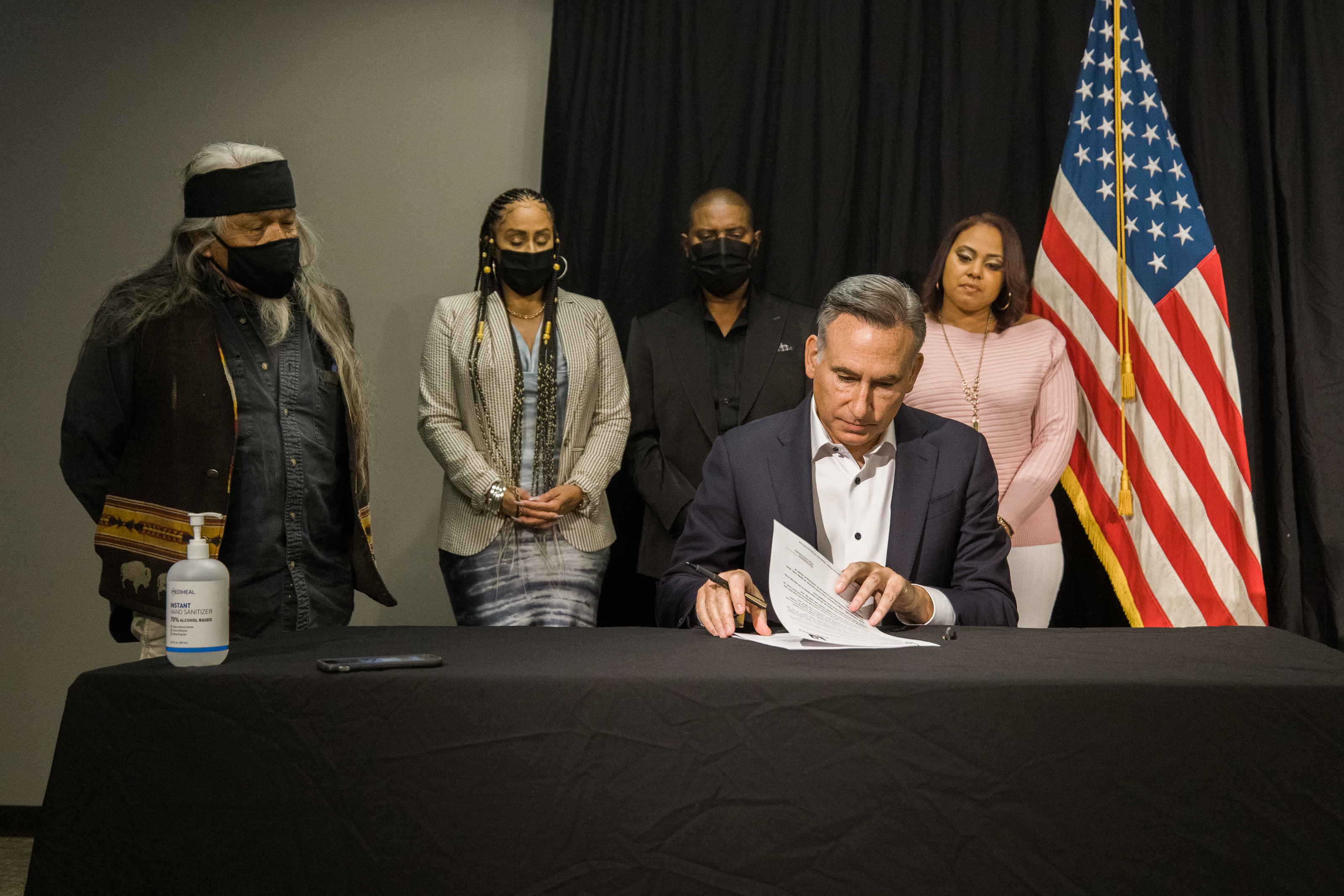 signing-inquest-3