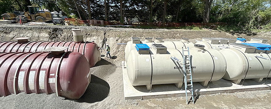 Workers on tanks
