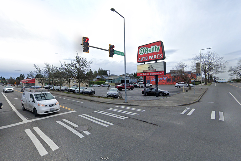 Photo of an existing curb ramp at the intersection of SW Roxbury Street and 17th Avenue SW.