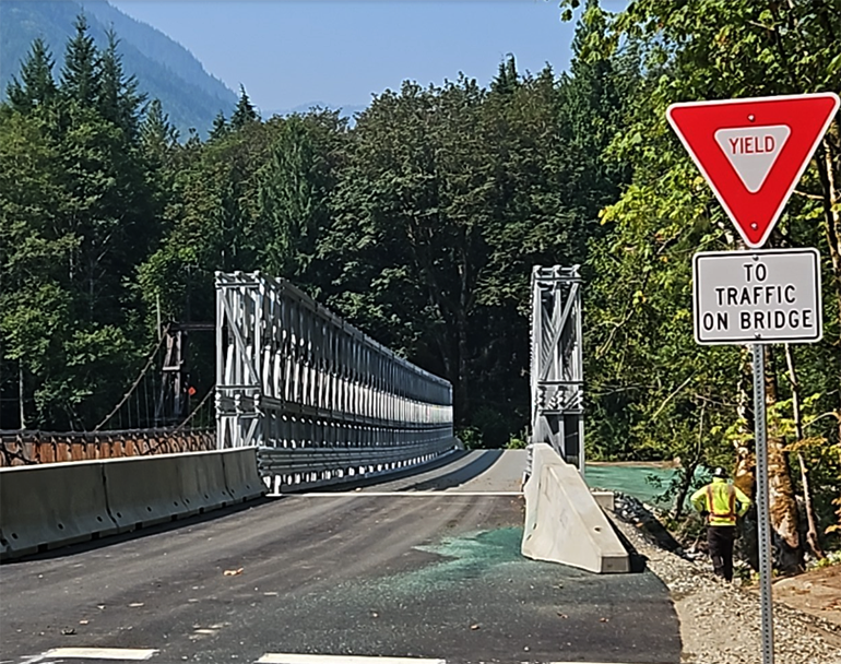 Temporary Baring Bridge opens.