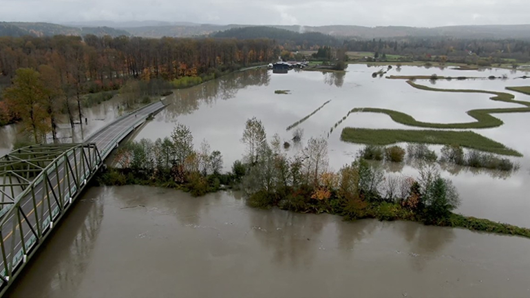 Flooding around the Snoqualmie river 