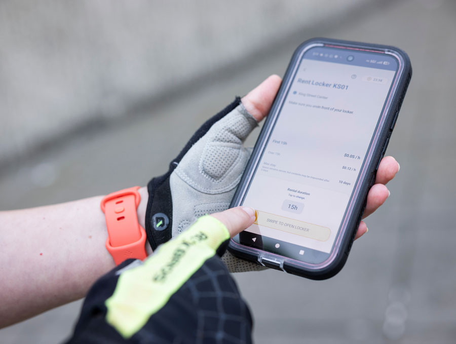 Use your phone app to pay for renting lockers BikeLink lockers