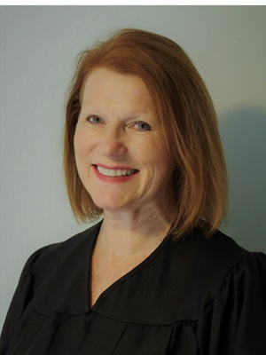Photo of Judge Mary E. Roberts