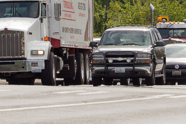 Traffic on 140th Avenue SE and SE Petrovitsky Road in unincorporated King County.